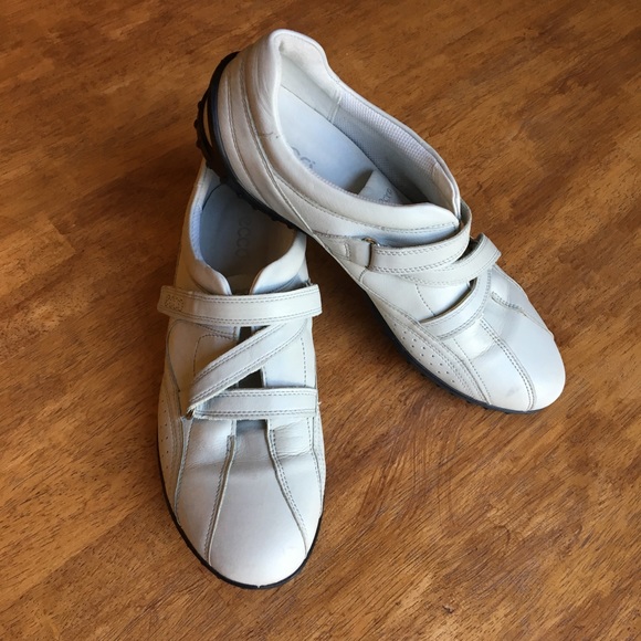 ecco velcro shoes